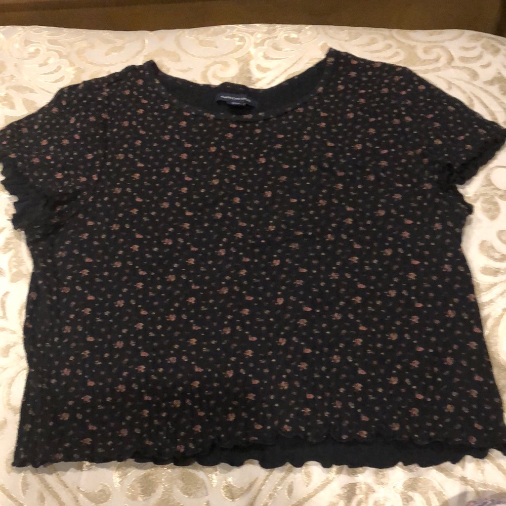 American Eagle Medium soft mid shirt ruffle sleeve and bottom